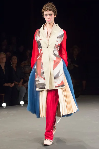 Look 35